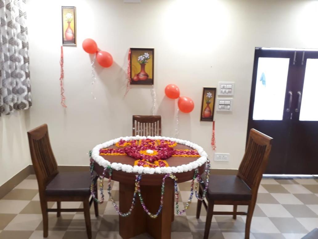 Hotel Kala Mandir Palace Биканер Екстериор снимка